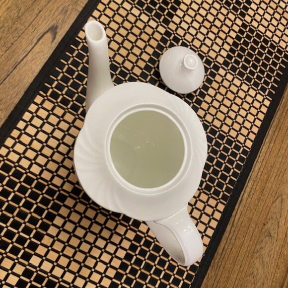 VILLEROY & BOCH "Arco Weiss" Coffee Pot & Lid - Picture 5 of 9